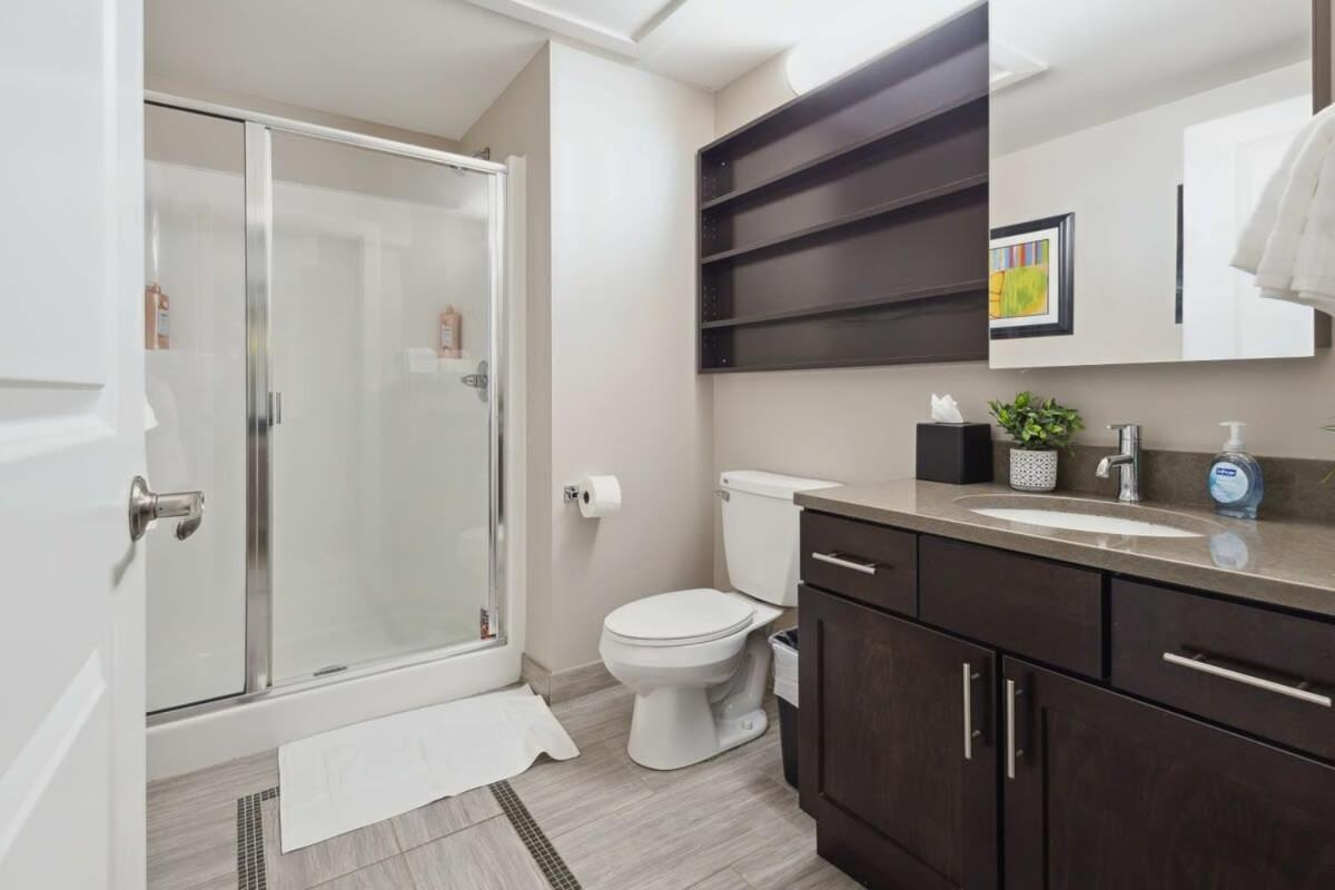 2Br Downtown Luxury Getaway Apartment ดีทรอยต์ ภายนอก รูปภาพ