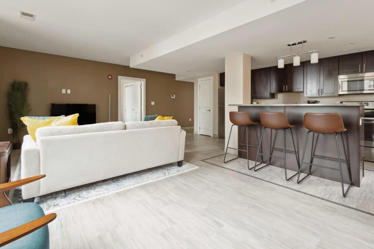 2Br Downtown Luxury Getaway Apartment ดีทรอยต์ ภายนอก รูปภาพ