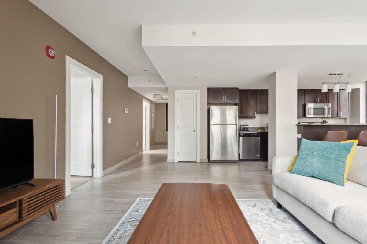 2Br Downtown Luxury Getaway Apartment ดีทรอยต์ ภายนอก รูปภาพ